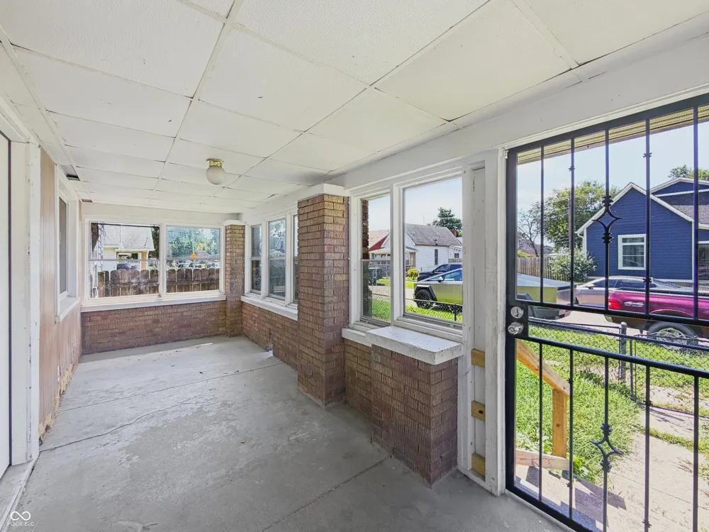 1709 Spruce Street Indianapolis, IN 46203