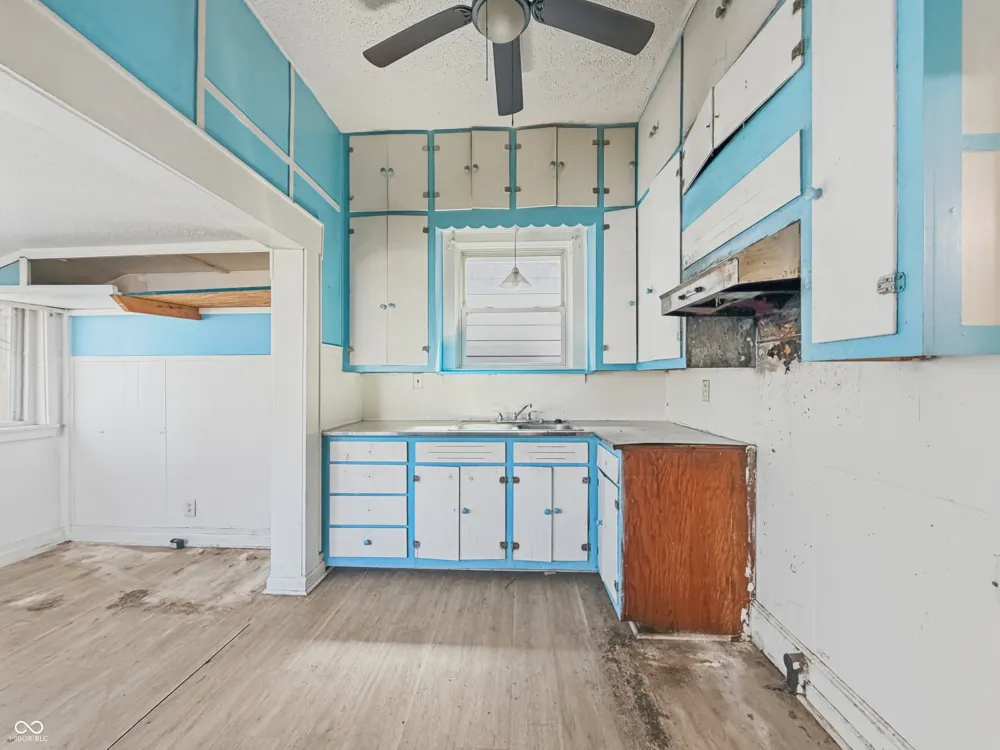 1709 Spruce Street Indianapolis, IN 46203