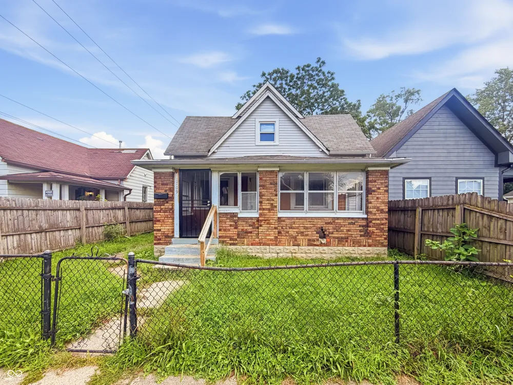 1709 Spruce Street Indianapolis, IN 46203
