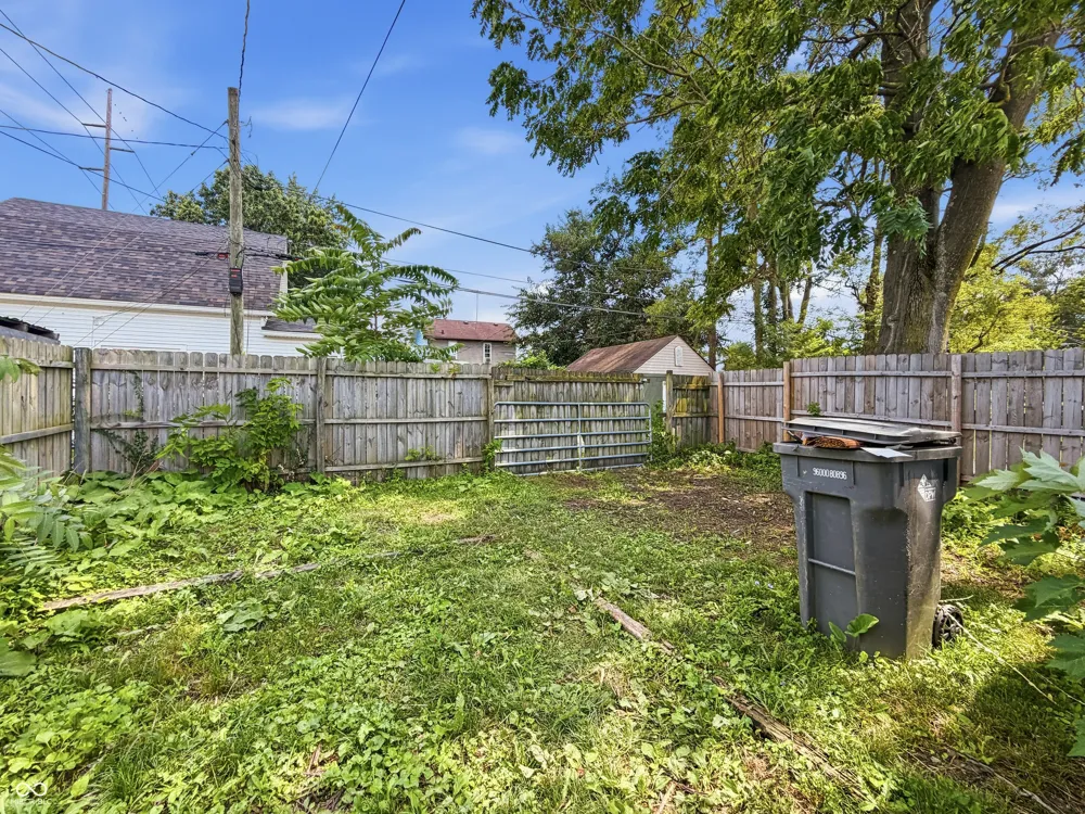 1709 Spruce Street Indianapolis, IN 46203