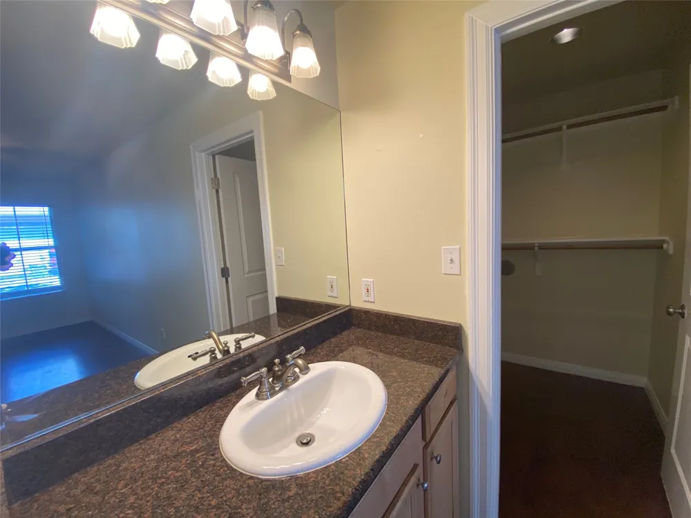 5502 Evans Avenue #B Austin, TX 78751