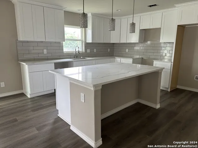 455 DEMYA DR San Antonio, TX 78227