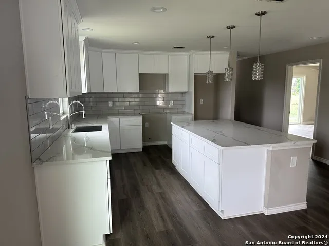 455 DEMYA DR San Antonio, TX 78227