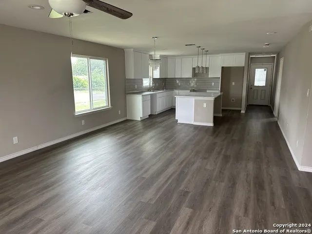 455 DEMYA DR San Antonio, TX 78227
