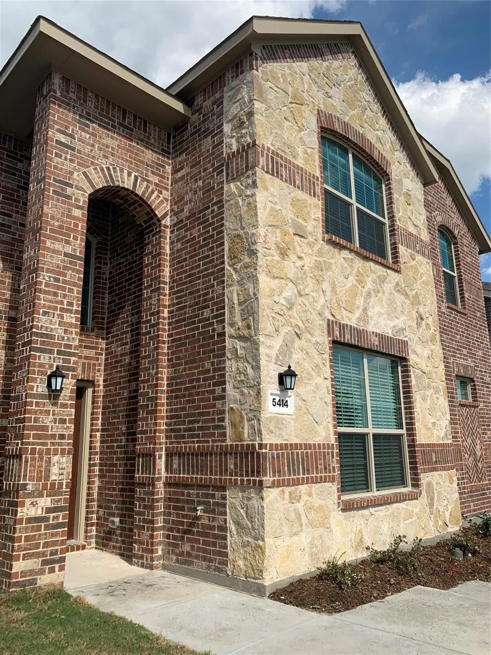 5414 Riverwalk Parkway Garland, TX 75040