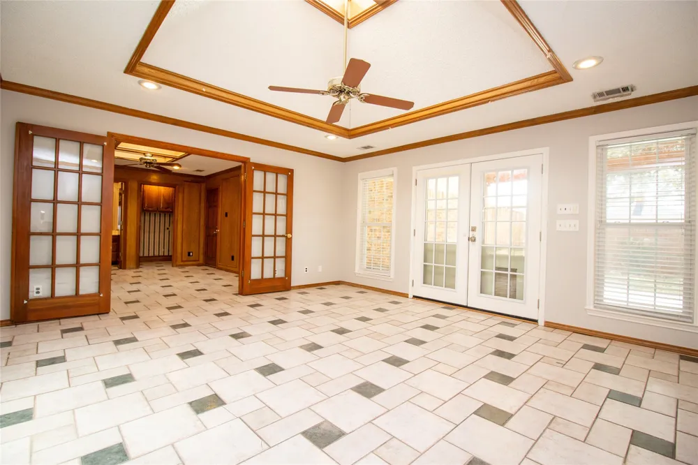 2410 Radcliffe Drive Rowlett, TX 75088