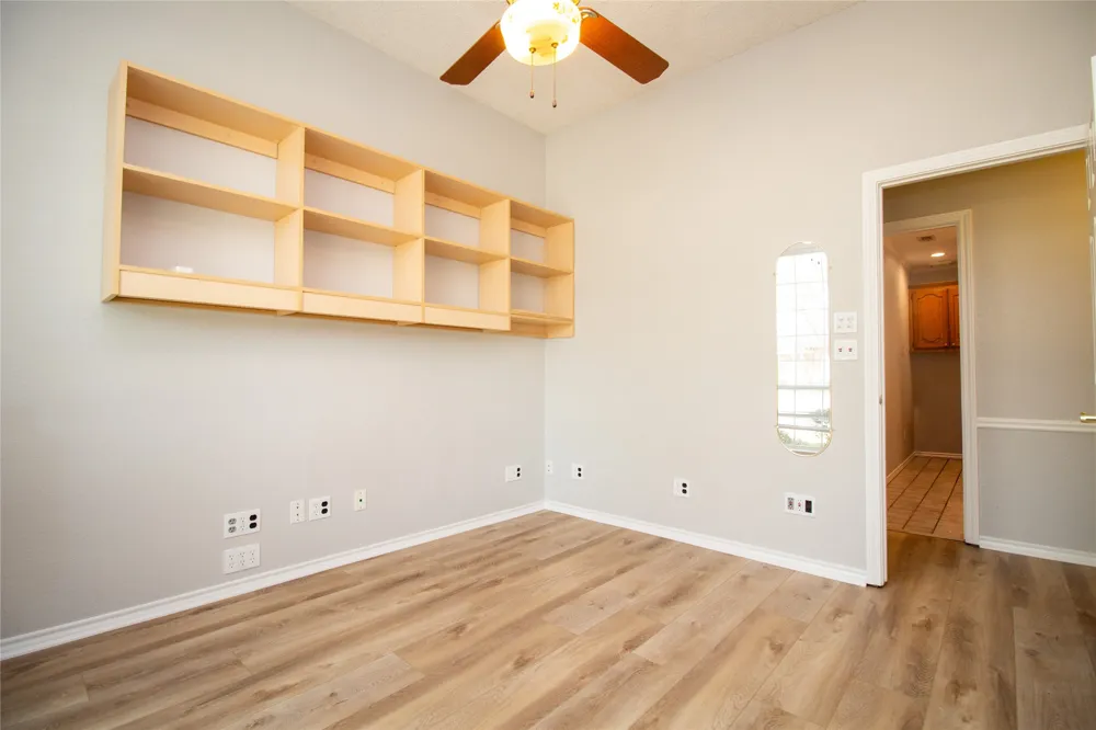 2410 Radcliffe Drive Rowlett, TX 75088