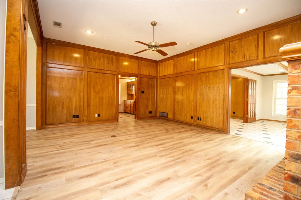 2410 Radcliffe Drive Rowlett, TX 75088
