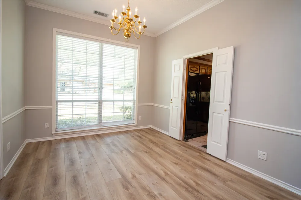 2410 Radcliffe Drive Rowlett, TX 75088