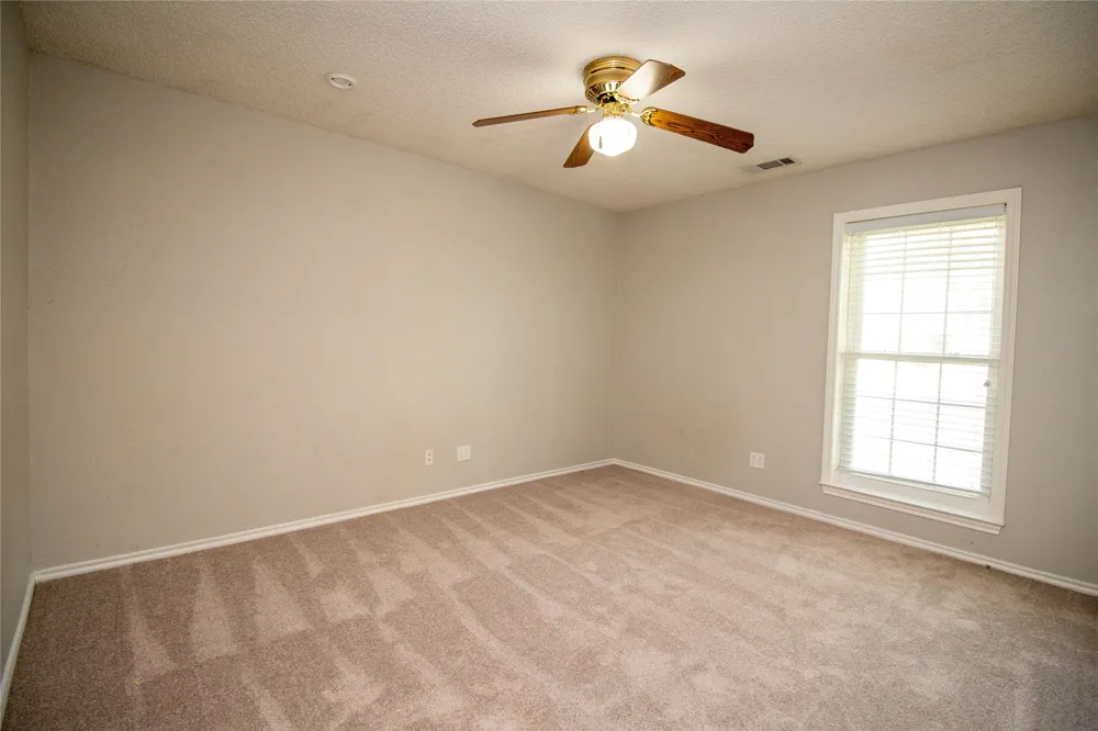 2410 Radcliffe Drive Rowlett, TX 75088