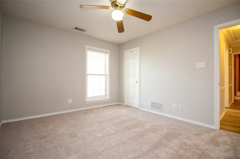 2410 Radcliffe Drive Rowlett, TX 75088