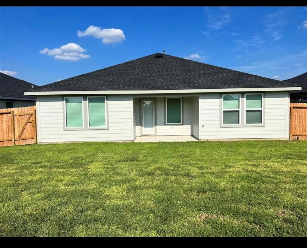 7838 Cattlewood Pass Rosharon, TX 77583