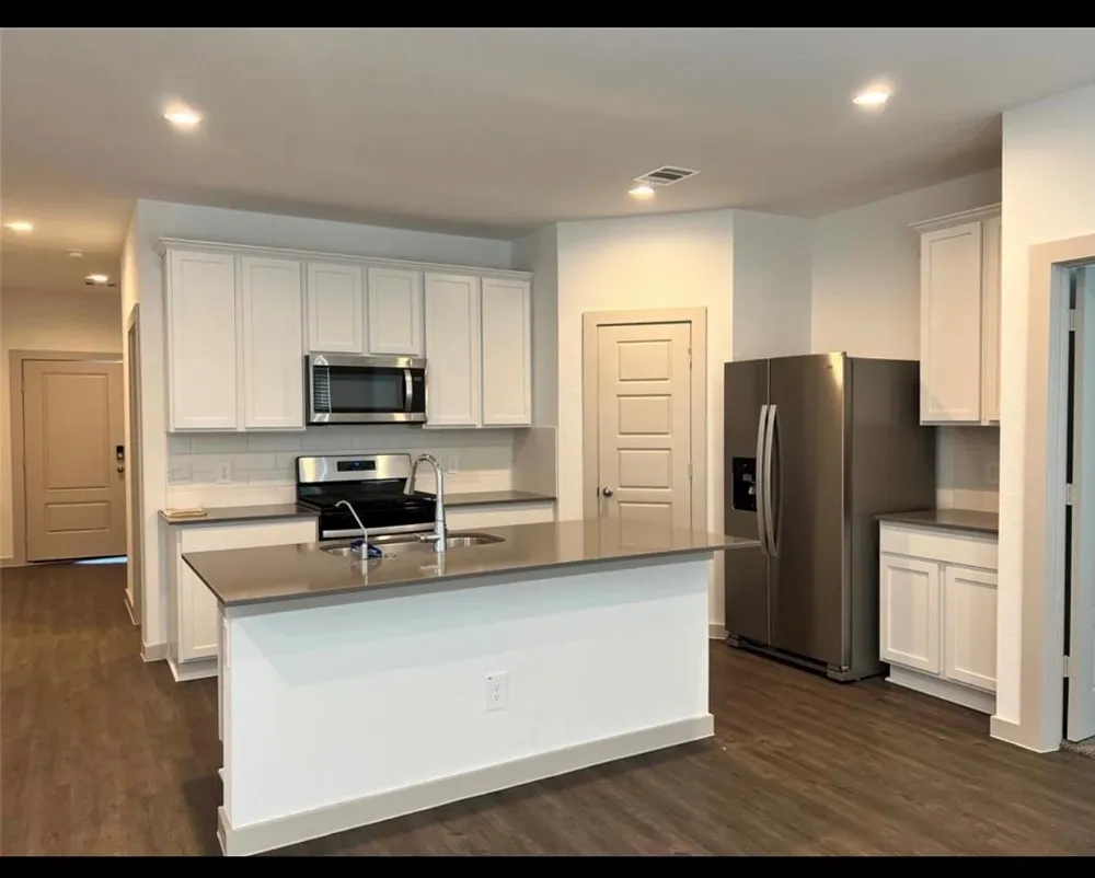 7838 Cattlewood Pass Rosharon, TX 77583