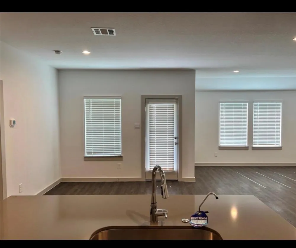 7838 Cattlewood Pass Rosharon, TX 77583