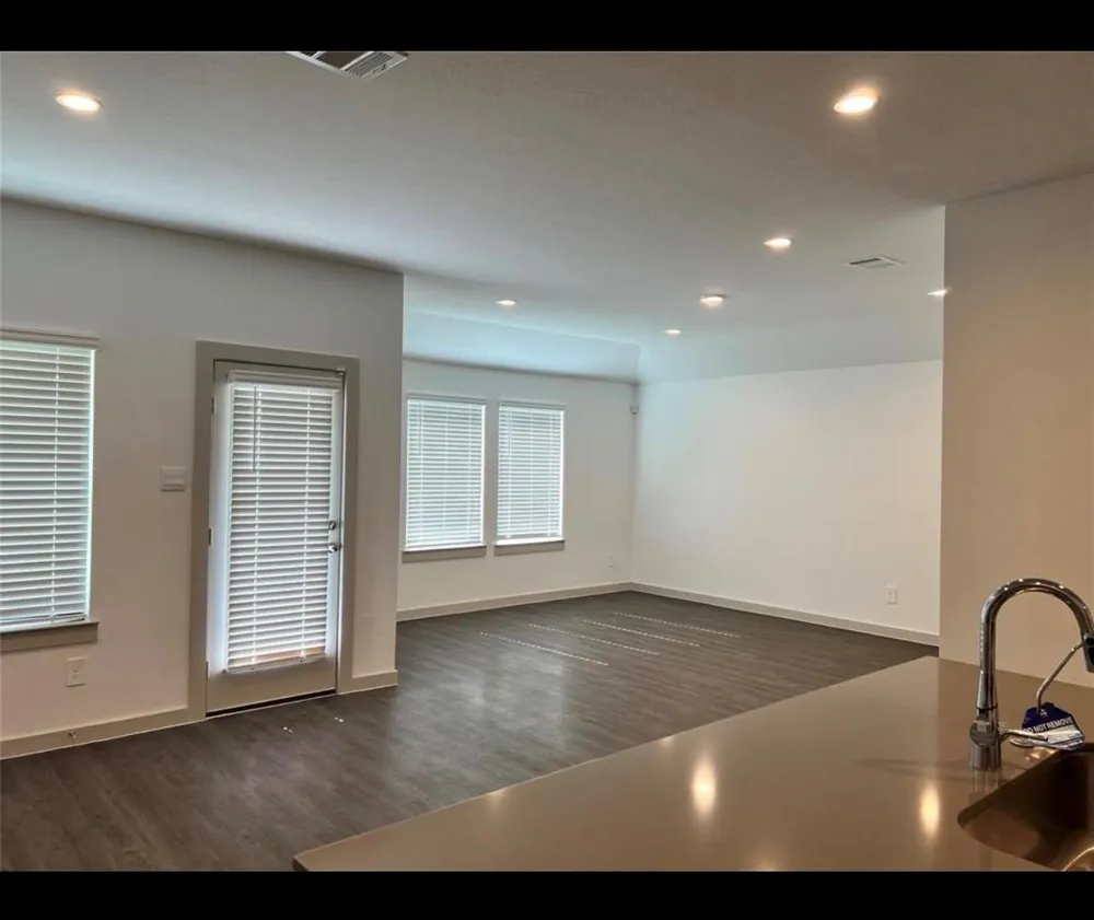 7838 Cattlewood Pass Rosharon, TX 77583