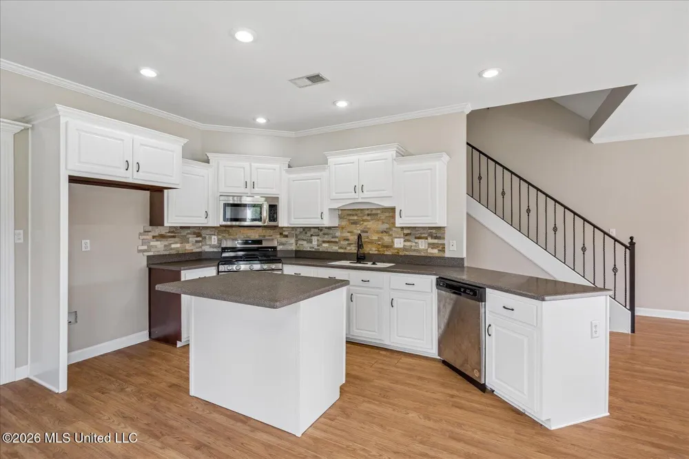611 Ridge View Drive Hernando, MS 38632