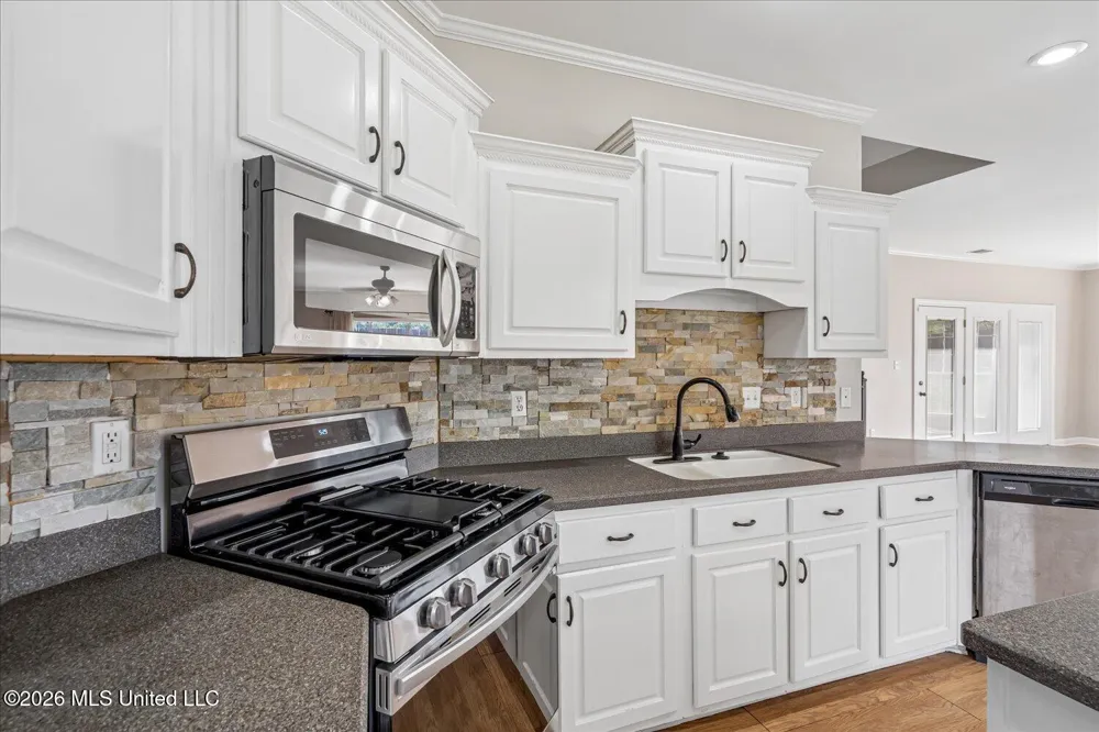 611 Ridge View Drive Hernando, MS 38632