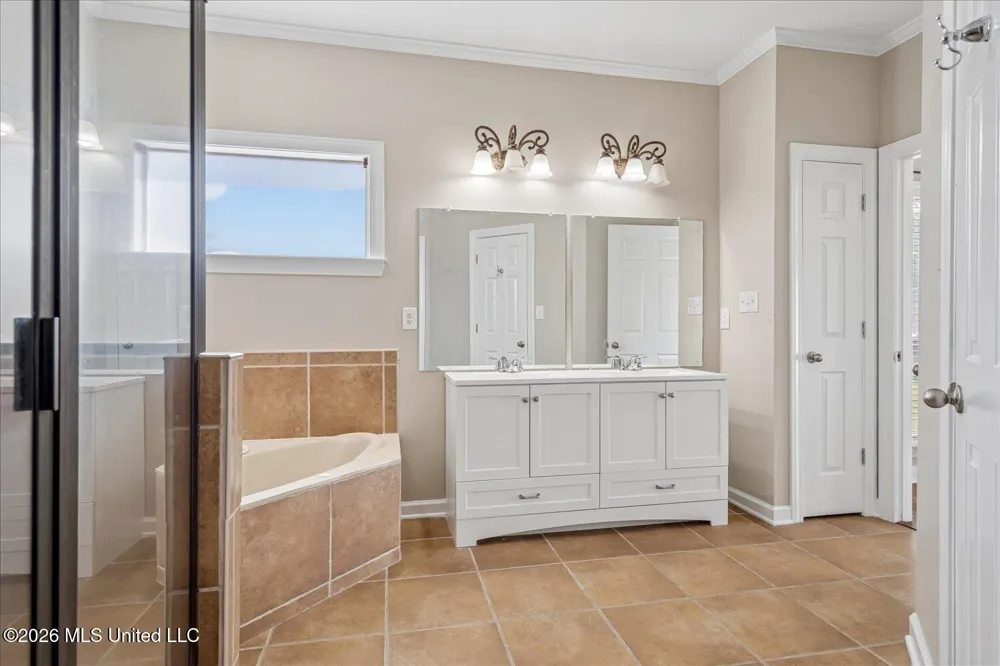 611 Ridge View Drive Hernando, MS 38632