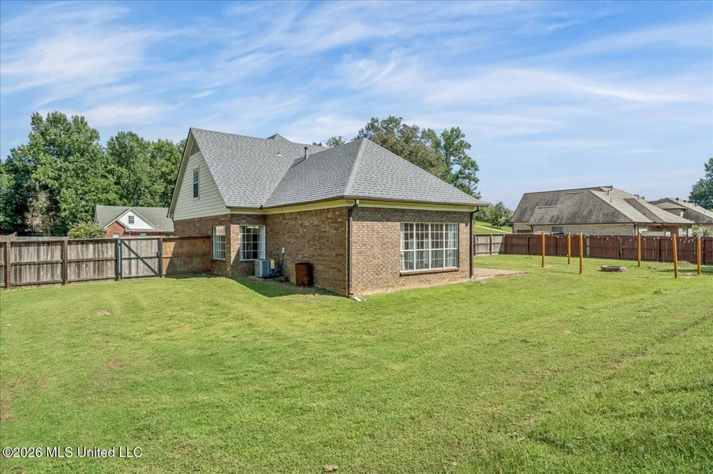 611 Ridge View Drive Hernando, MS 38632