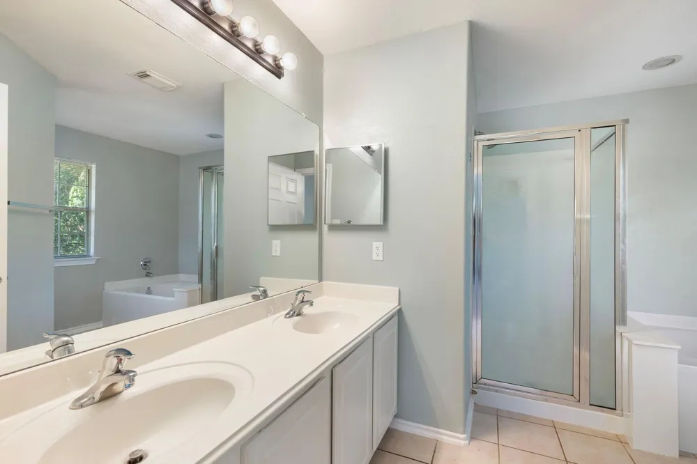229 E Summerhaze Circle The Woodlands, TX 77382