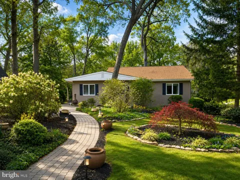 60 LAUREL DRIVE