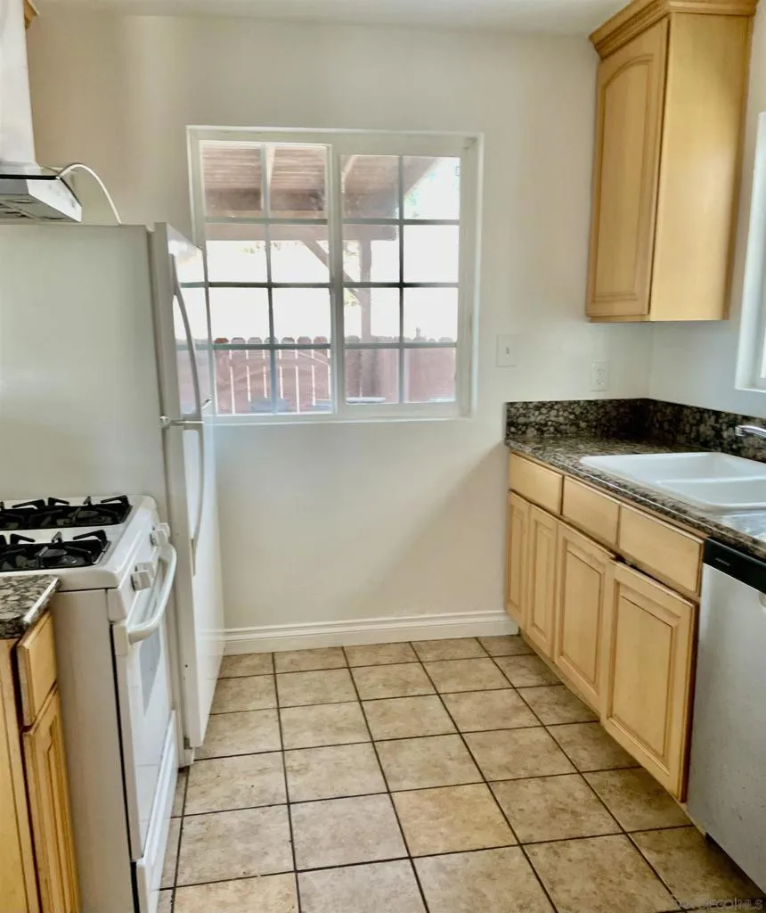 834 Maria Ave. Spring Valley, CA 91977