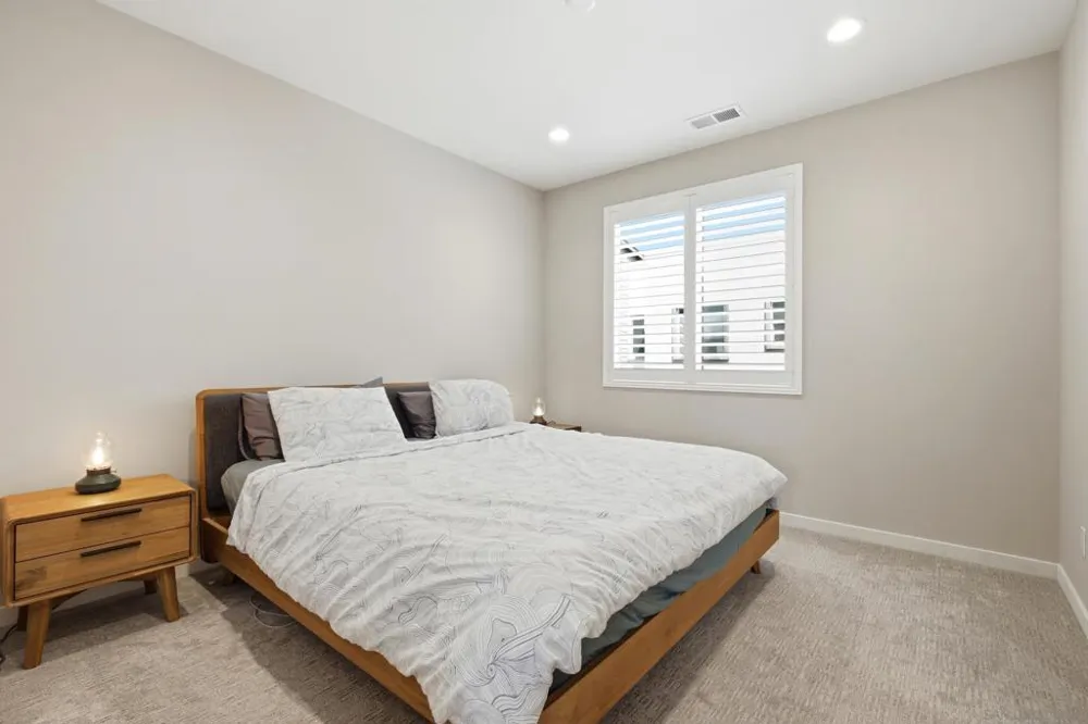 2572 S Escondido Blvd #808 Escondido, CA 92025