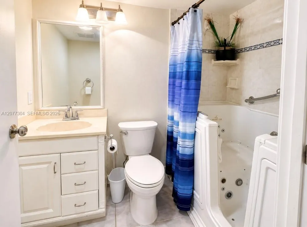 316 Southampton A #316 West Palm Beach, FL 33417