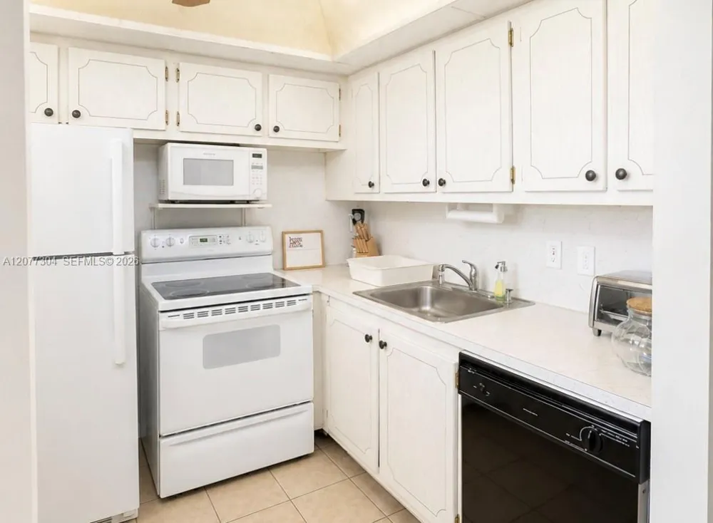 316 Southampton A #316 West Palm Beach, FL 33417