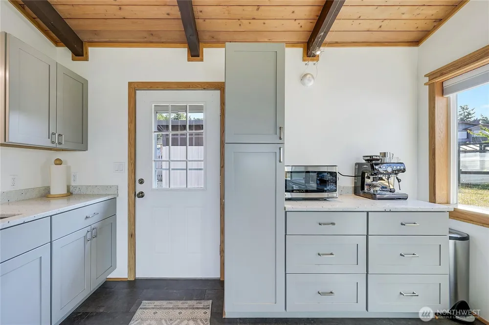 200 Rhododendron Drive Port Townsend, WA 98368