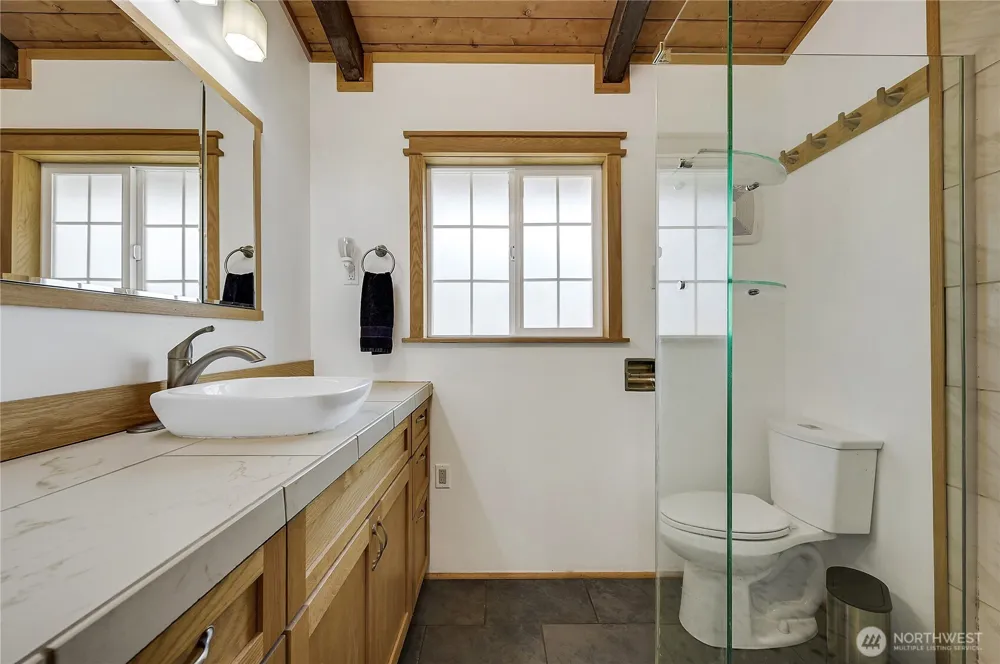 200 Rhododendron Drive Port Townsend, WA 98368
