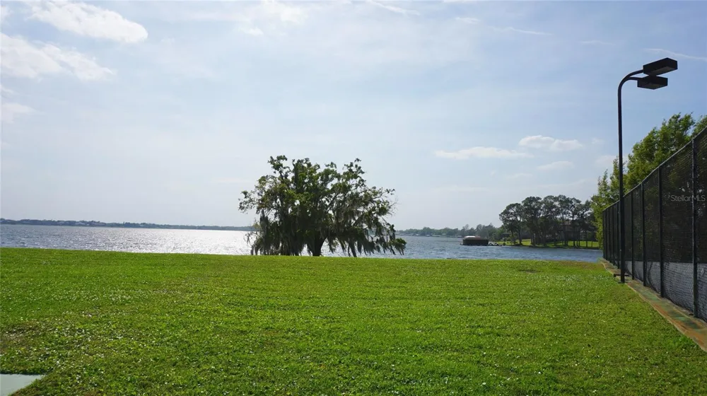715 MAGNOLIA PLACE #715 Winter Haven, FL 33884