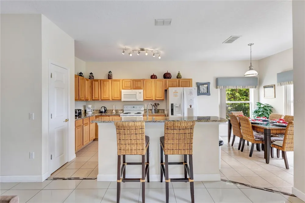 139 MOORGATE DRIVE Davenport, FL 33897
