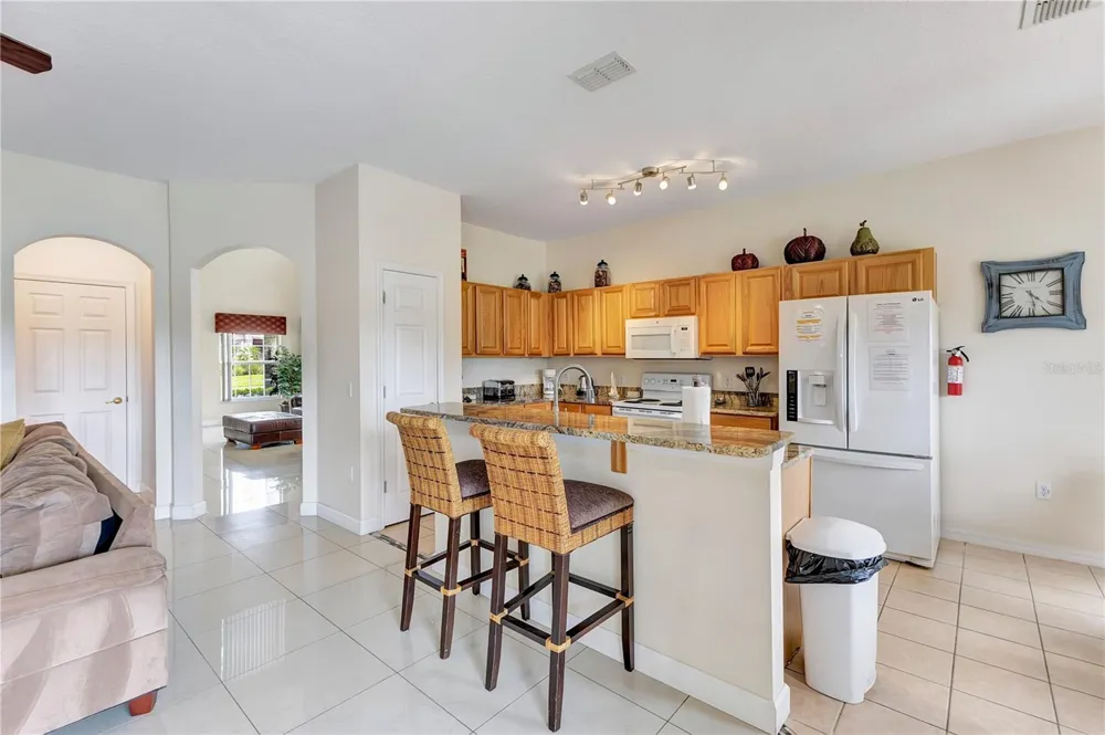 139 MOORGATE DRIVE Davenport, FL 33897