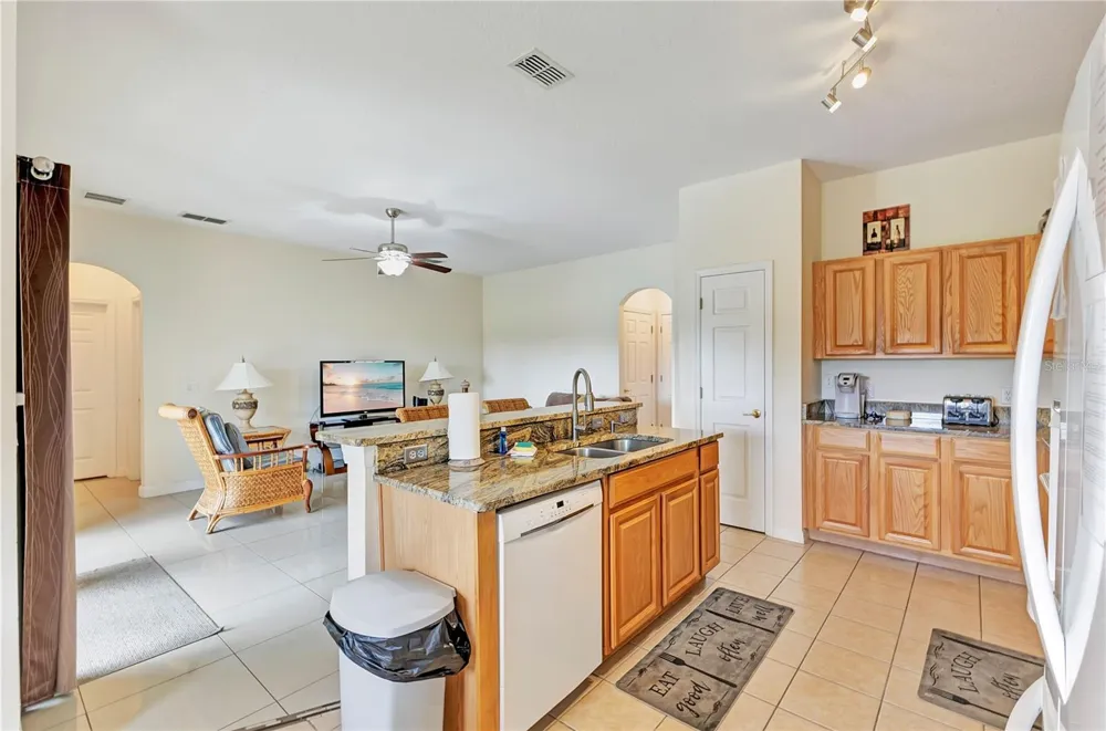 139 MOORGATE DRIVE Davenport, FL 33897