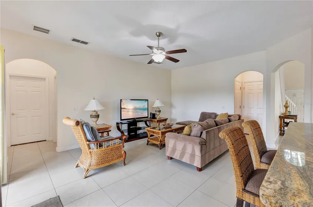 139 MOORGATE DRIVE Davenport, FL 33897