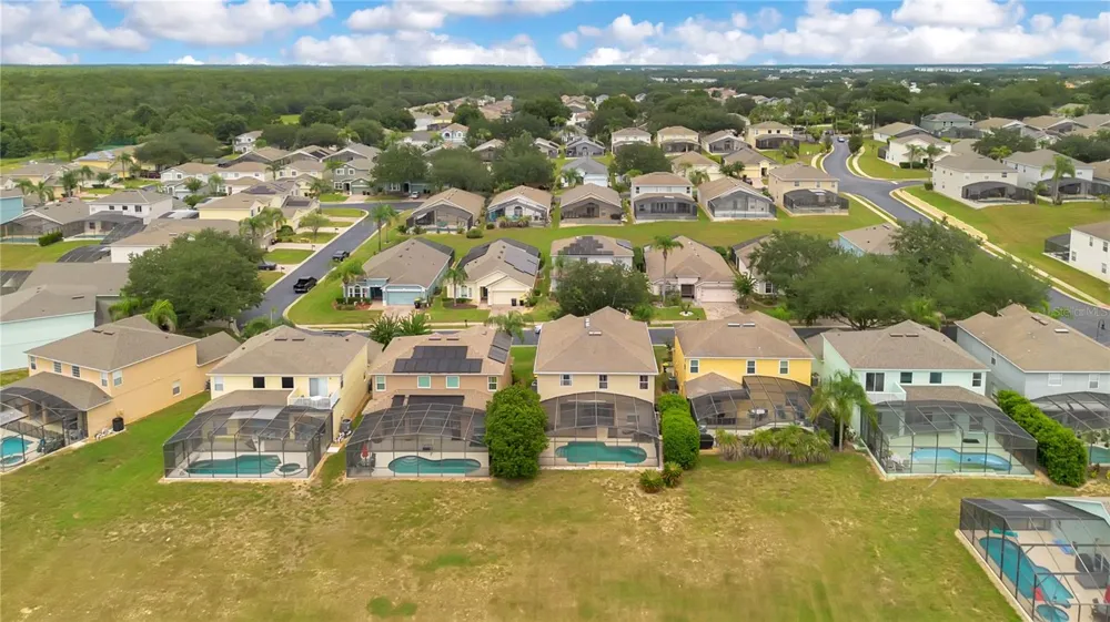 139 MOORGATE DRIVE Davenport, FL 33897