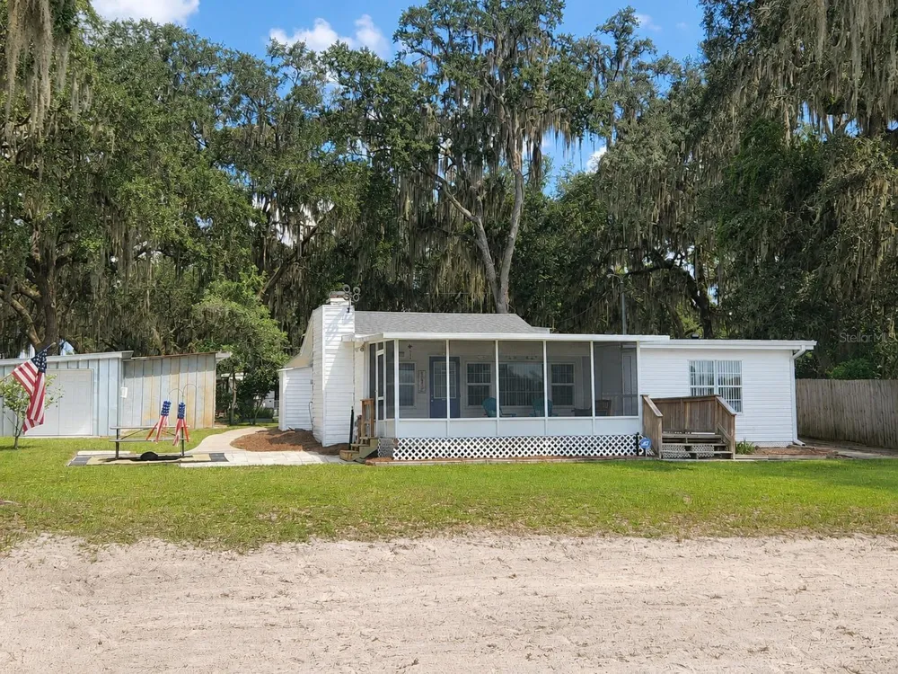 21994 NE 106TH AVENUE Fort Mc Coy, FL 32134