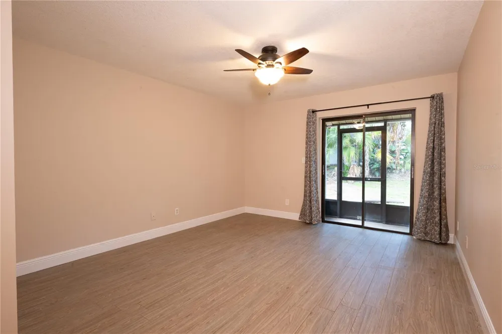 201 SOMERSET LANE #201 Palm Harbor, FL 34684