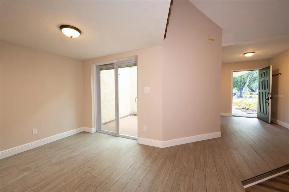 201 SOMERSET LANE #201 Palm Harbor, FL 34684