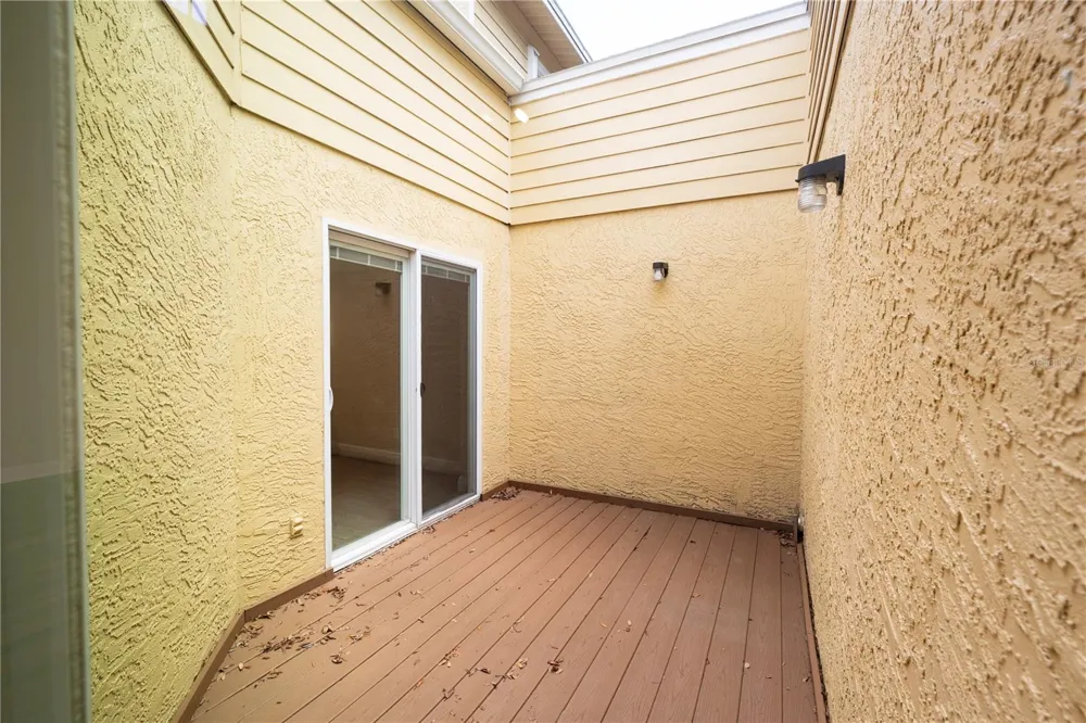 201 SOMERSET LANE #201 Palm Harbor, FL 34684