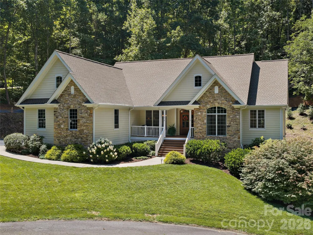314 Summerset Drive Clyde, NC 28721