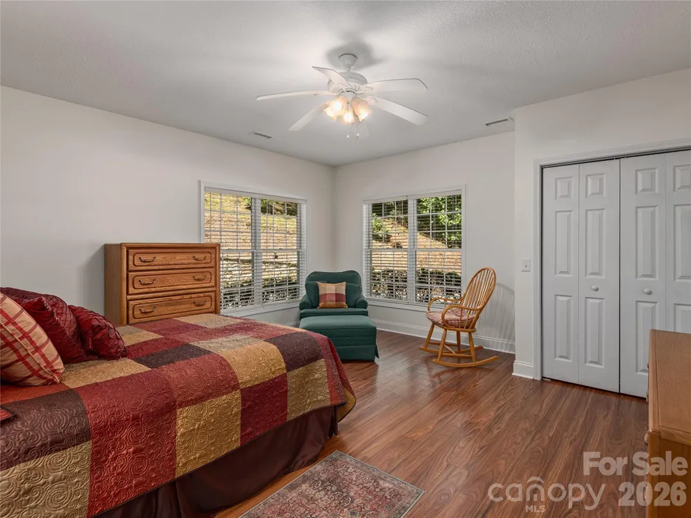 314 Summerset Drive Clyde, NC 28721