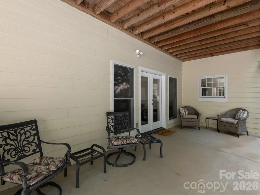 314 Summerset Drive Clyde, NC 28721