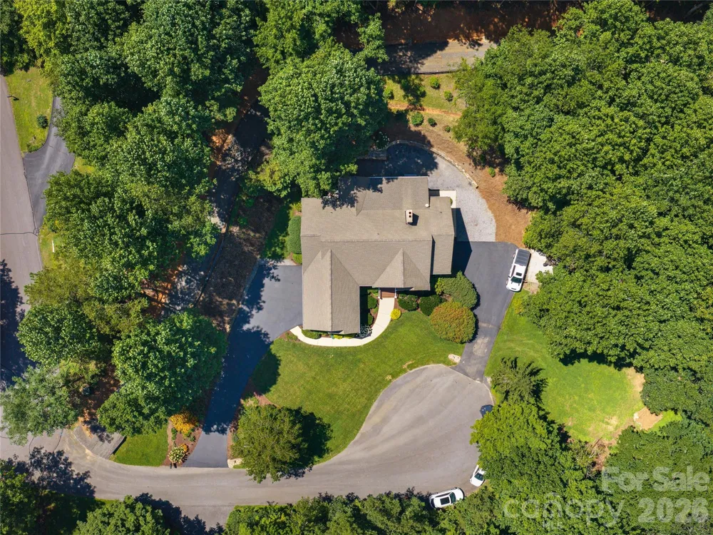 314 Summerset Drive Clyde, NC 28721