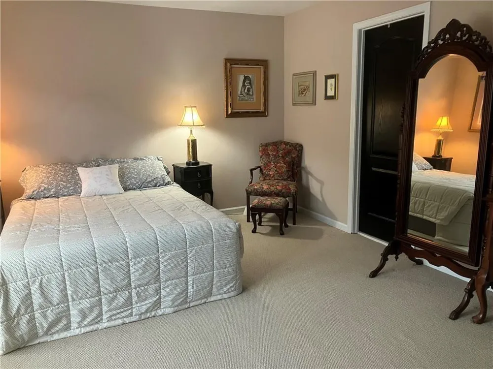 1665 Oakbrook Lake Drive Norcross, GA 30093