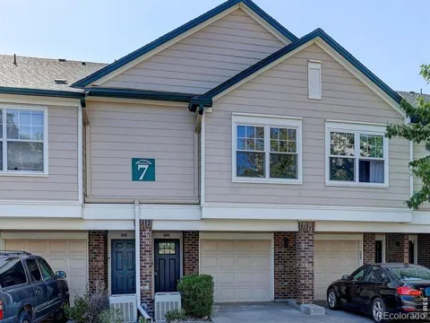 2052 Oxford Lane
