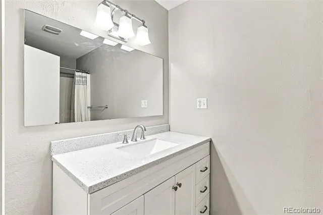 317 3rd Avenue Lyons, CO 80540