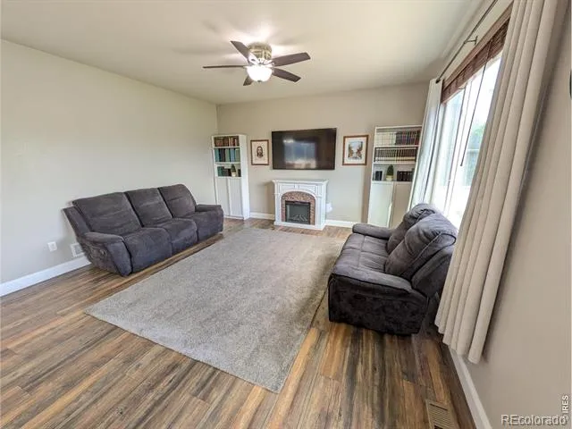 3240 Silverbell Drive Johnstown, CO 80534