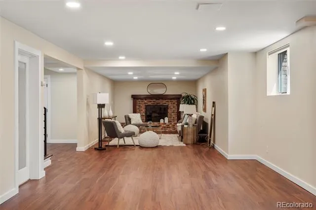 1055 Zinnia Street Golden, CO 80401